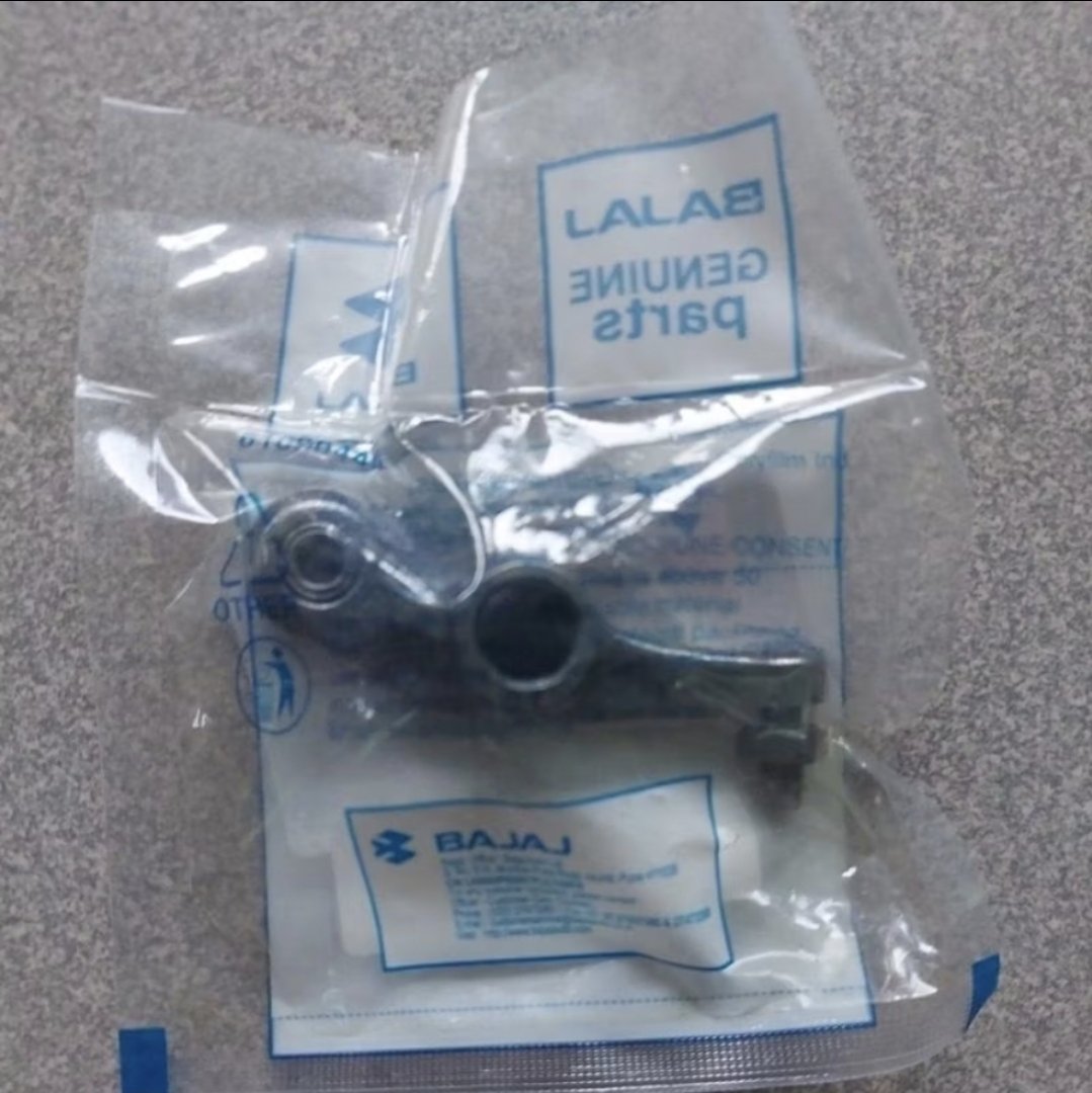 2026/06/1000181418.jpg ROCKER ARM BAJAJ PULSAR 220 2013 KEATAS TANPA BEARING BAMBU - Image 1